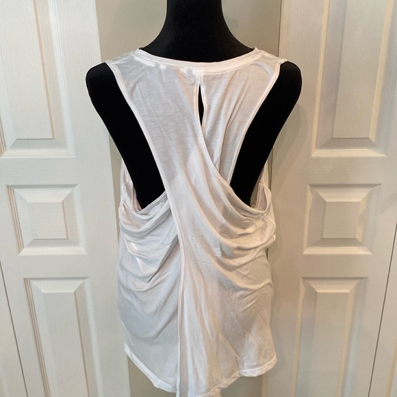 🌈Victoria’s Secret Tank Top - Picture 8 of 9